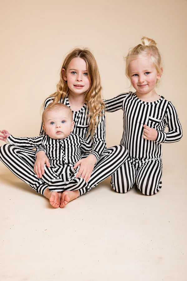 Zipper Sleeper - Black and White Stripe