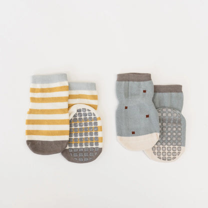 Cozy Non-Slip Socks (2 pack) - Stripes/ Dots