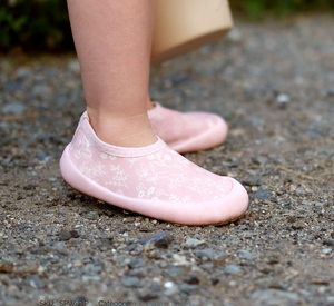 Water Play Shoes - Pink Prairie